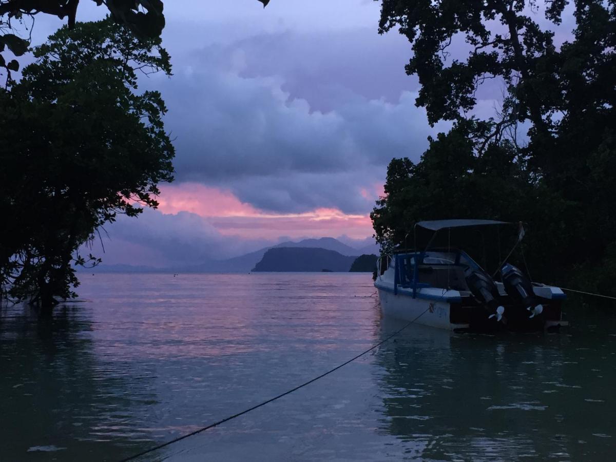 Nomad Divers Bangka Likupang Exterior foto